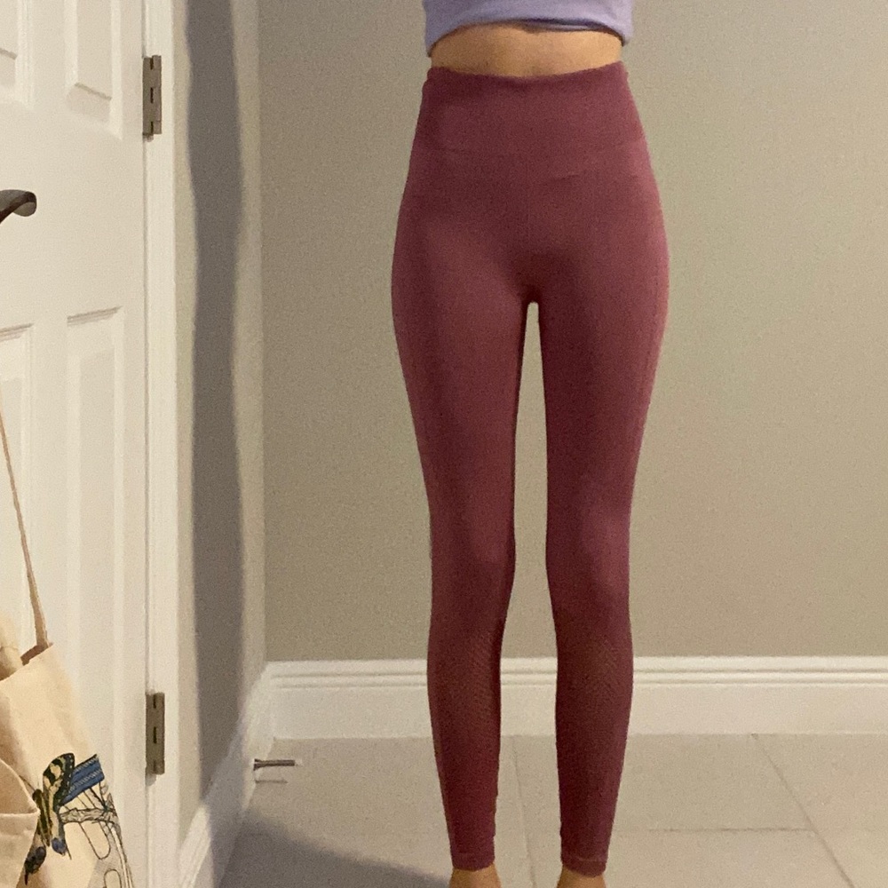 Athletic leggings